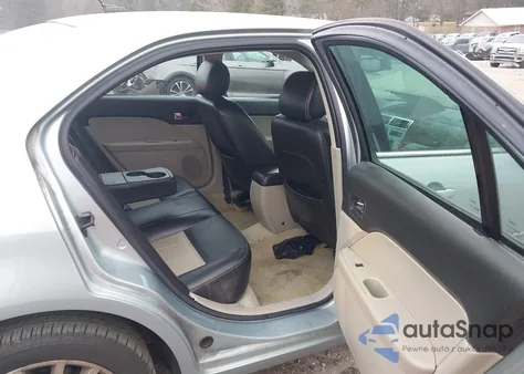 2007 Mercury Milan V6 Premier z USA, uszkodzony, nr VIN 3MEHM08177R652840